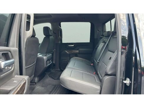Used 2021 Chevrolet Silverado 2500 LT w/ Midnight Edition AWD/4WD image 11