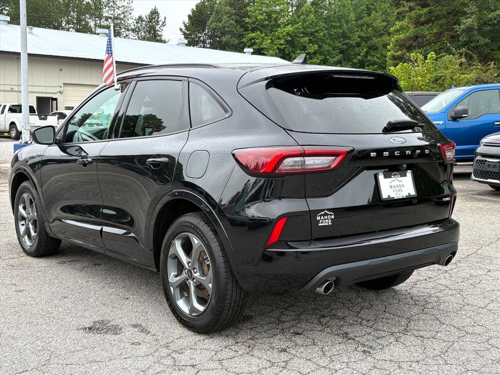 Used 2024 Ford Escape ST-Line AWD/4WD image 7