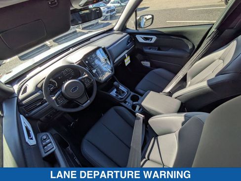 Used 2025 Subaru Forester Limited AWD/4WD image 14