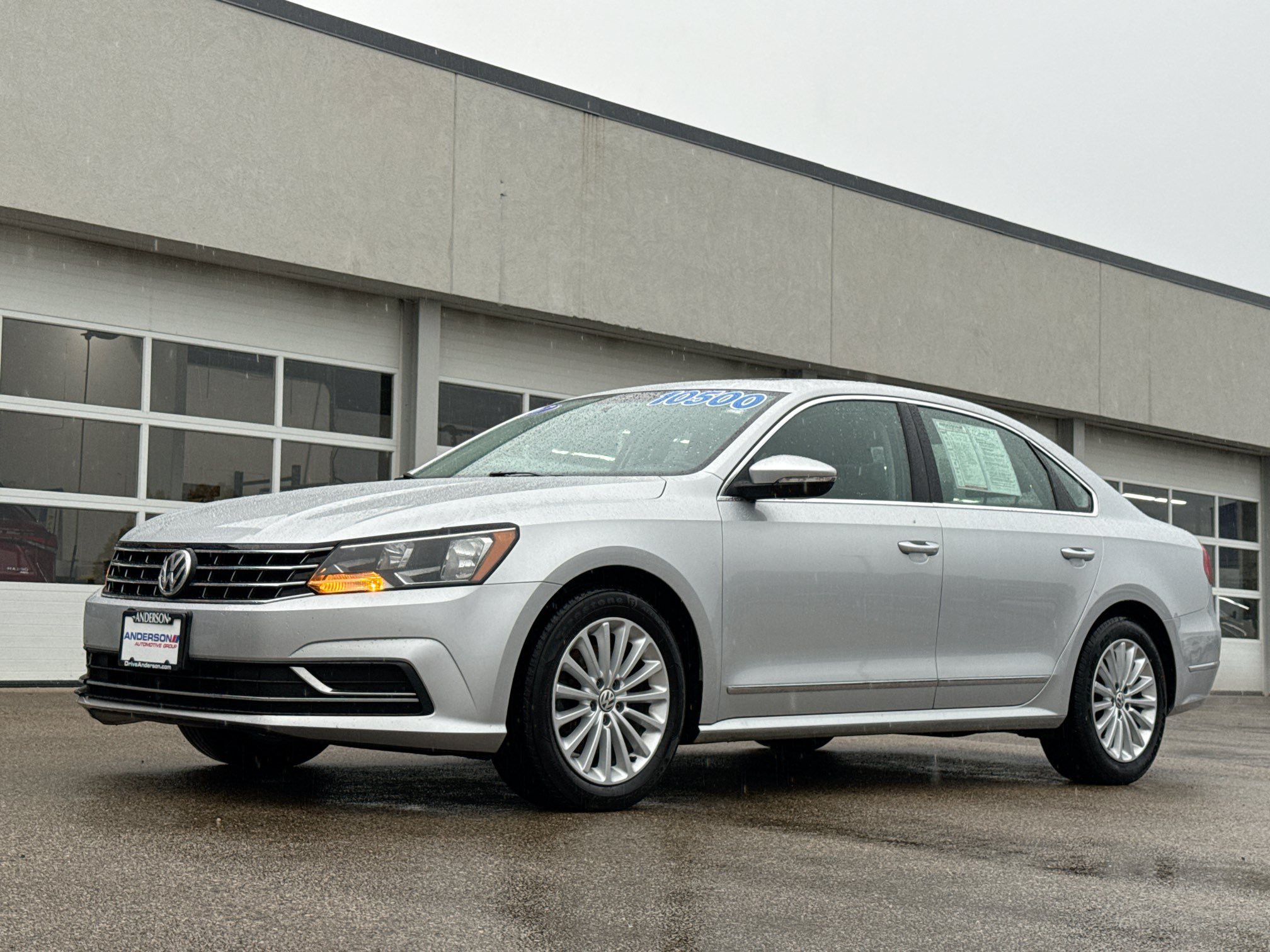 Used 2017 Volkswagen Passat 1.8T SE FWD image 3