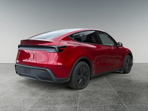 Used 2026 Tesla Model Y Long Range AWD/4WD image 5