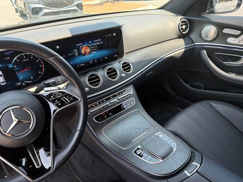 Used 2022 Mercedes-Benz E 350 Sedan image 30
