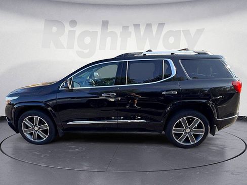 Used 2019 GMC Acadia Denali w/ Technology Package AWD/4WD image 2