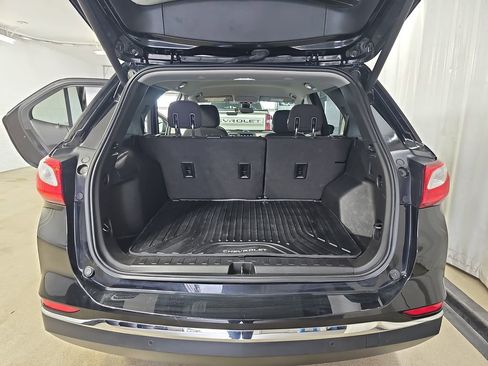 Used 2020 Chevrolet Equinox LT w/ Driver Convenience Package FWD image 15
