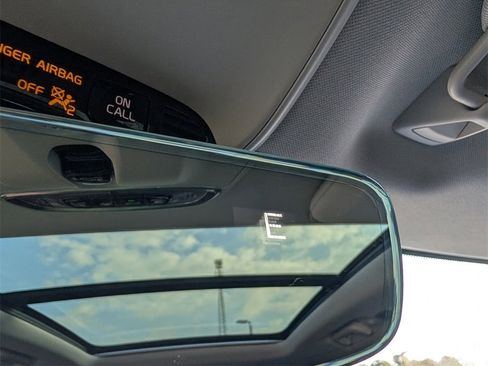 Used 2019 Volvo XC90 T6 Momentum w/ Protection Package Premier image 13