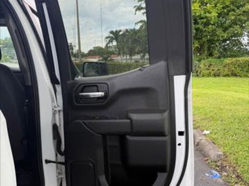 Used 2019 GMC Sierra 1500 4x4 Double Cab w/ Convenience Package image 15