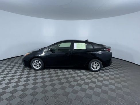 Used 2016 Toyota Prius Two FWD image 5