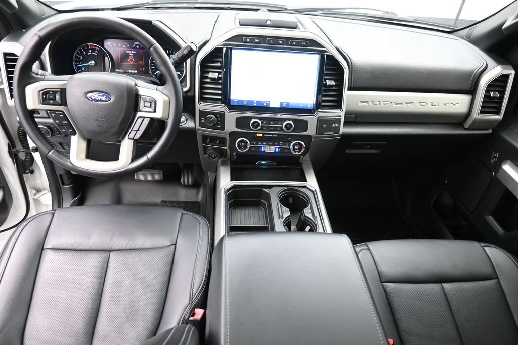 Used 2022 Ford F250 Lariat w/ Lariat Ultimate Package AWD/4WD image 2