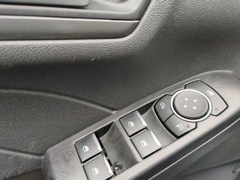 Used 2025 Ford Escape Active AWD/4WD image 11