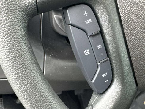New 2026 Chevrolet Express 2500 Extended w/ Driver Convenience Package RWD image 6