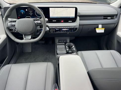 New 2026 Hyundai Ioniq 5 SEL image 23