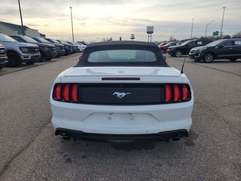 Used 2022 Ford Mustang Premium image 22
