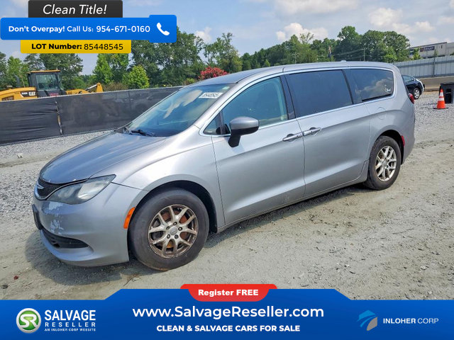 Used 2017 Chrysler Pacifica Touring FWD image 1