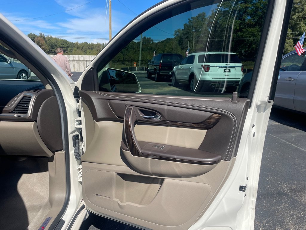 Used 2014 GMC Acadia Denali AWD/4WD image 22