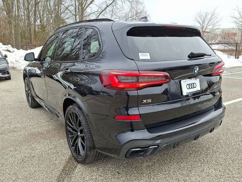 Used 2022 BMW X5 M50i w/ Executive Package image 4