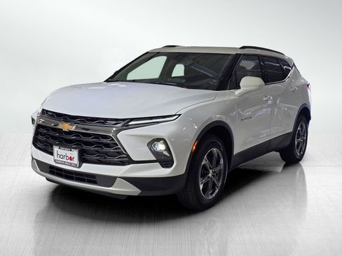 New 2026 Chevrolet Blazer LT w/ Convenience Package image 3