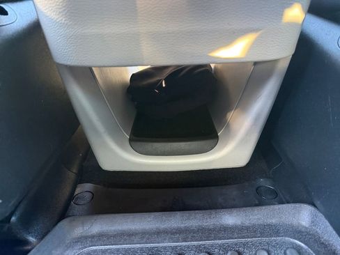 Used 2017 Chrysler Pacifica Touring-L image 26