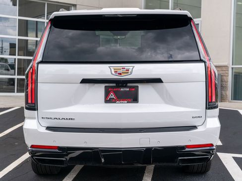 Used 2025 Cadillac Escalade ESV Sport w/ Touring Package AWD/4WD image 14
