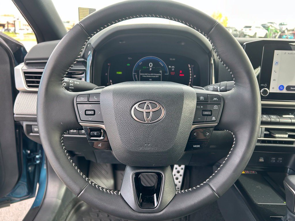 Used 2026 Toyota Camry SE AWD/4WD image 21