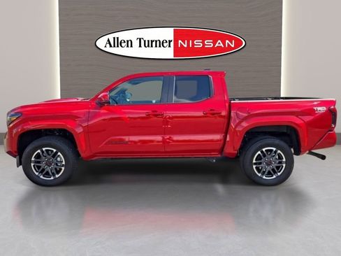 Used 2024 Toyota Tacoma TRD Sport RWD image 9