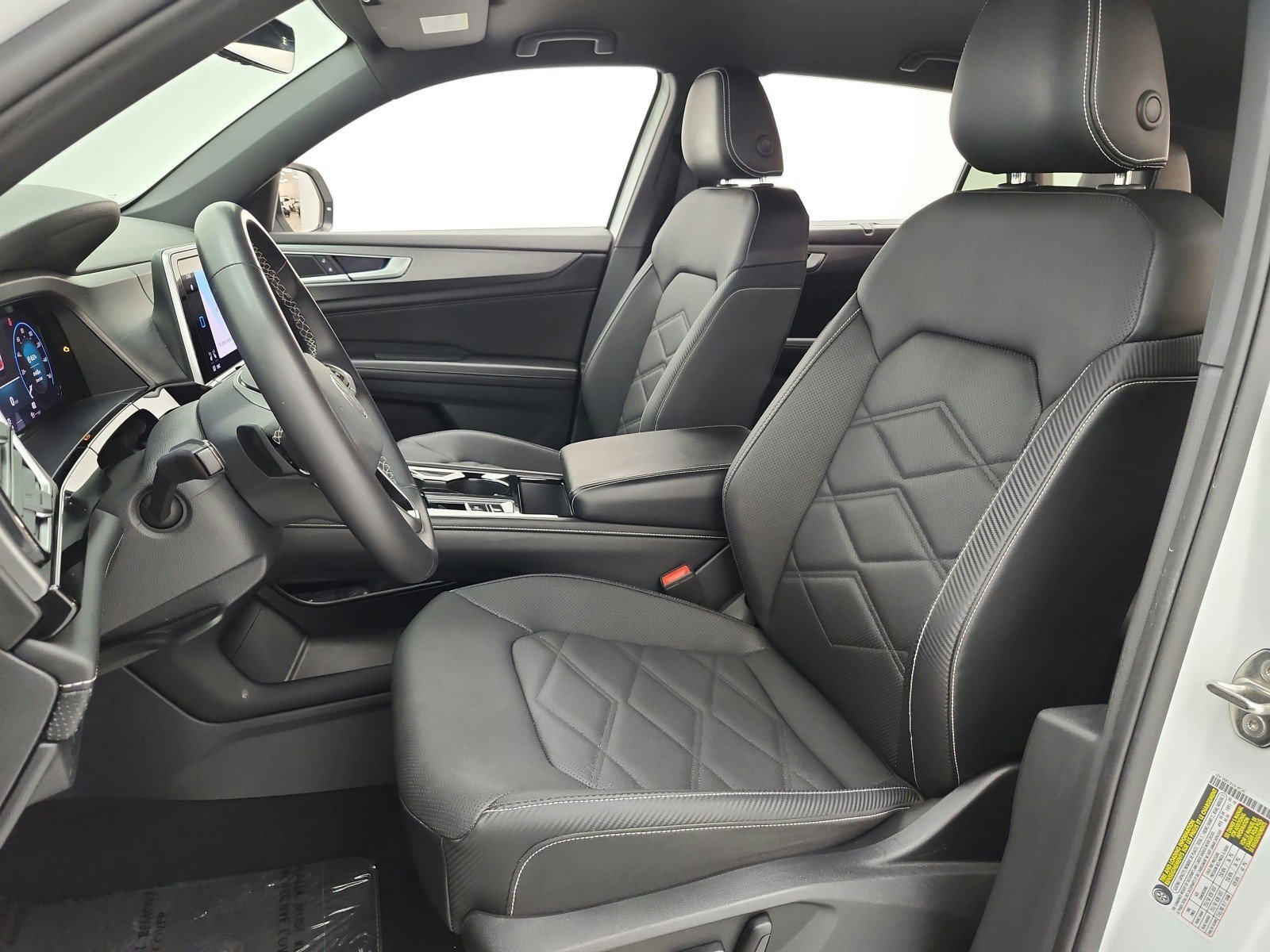 Used 2024 Volkswagen Atlas Cross Sport SE w/ Black Wheel Package FWD image 13