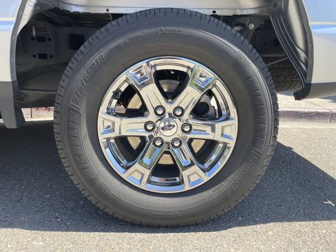 Used 2022 Ford F150 XLT w/ Equipment Group 302A High AWD/4WD image 8