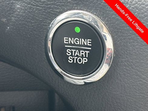 Used 2015 Ford Edge SEL w/ Equipment Group 201A image 7