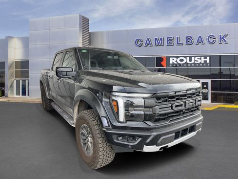 Used 2025 Ford F150 Raptor image 4