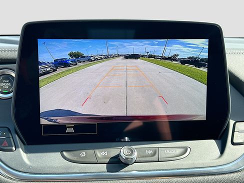 Used 2023 Chevrolet Blazer LT FWD image 14