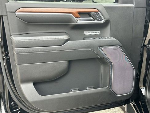 Used 2023 GMC Sierra 1500 Denali w/ Denali Reserve Package image 22