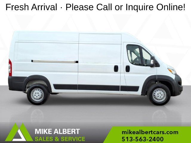 Used 2024 RAM ProMaster 2500 w/ Convenience Group FWD image 9