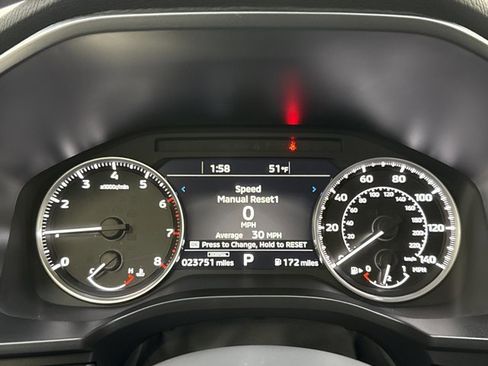 Used 2023 Mitsubishi Outlander SE image 19