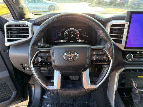 Used 2023 Toyota Tundra Platinum image 18