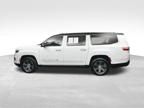 Used 2024 Jeep Grand Wagoneer L 4WD image 3