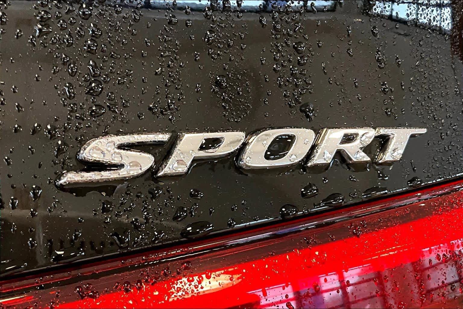 Used 2024 Honda Civic Sport image 10