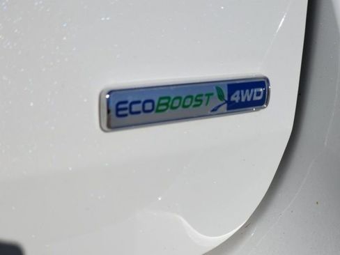 Used 2020 Ford Explorer XLT w/ Equipment Group 202A image 6