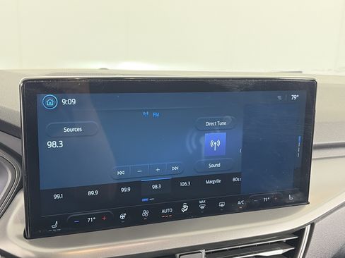 Used 2023 Ford Escape Active w/ Tech Pack #2 AWD/4WD image 18