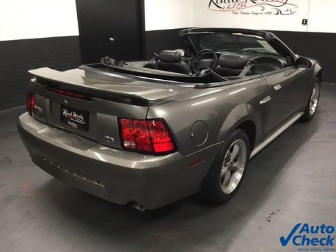 Used 2001 Ford Mustang GT image 11