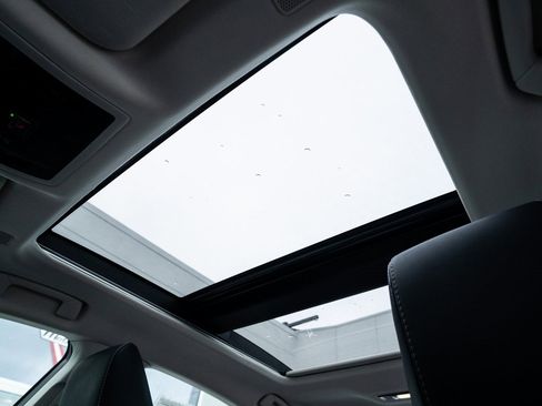 Used 2023 Lexus ES 350 w/ Premium Package image 24