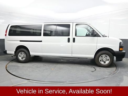 Used 2024 Chevrolet Express 3500 LS RWD image 8