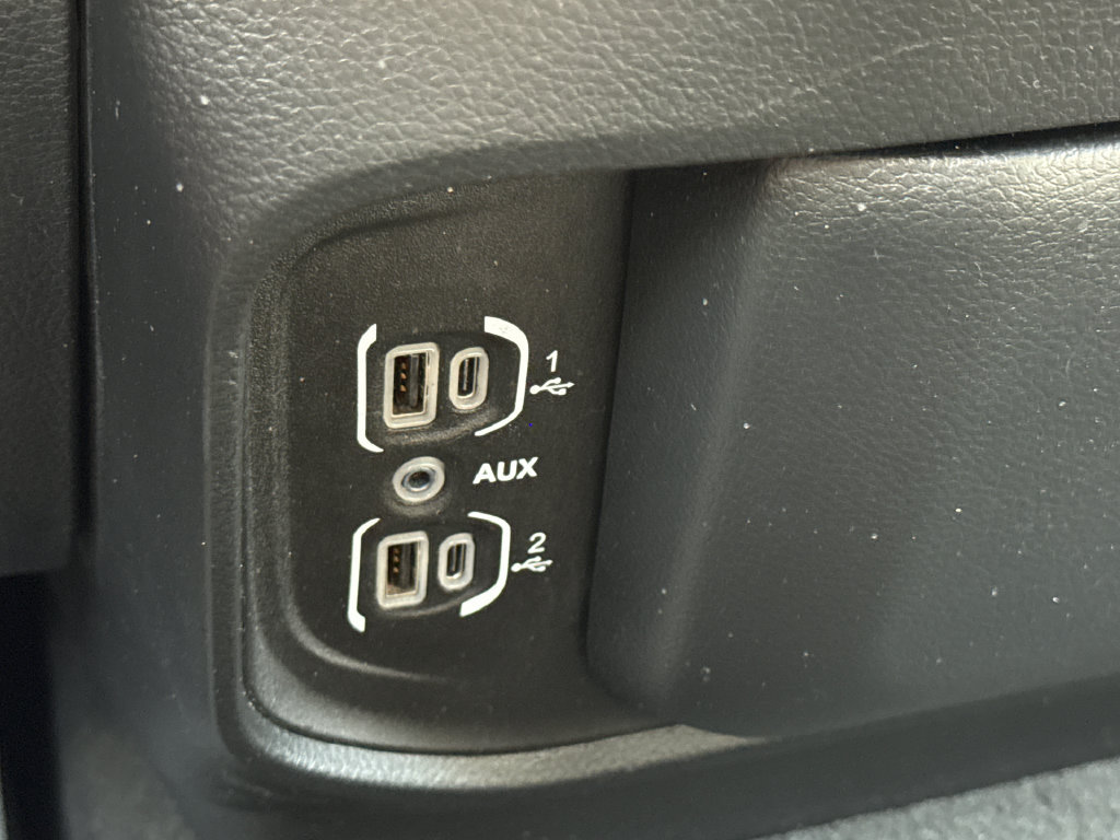 Used 2023 RAM 1500 Big Horn AWD/4WD image 23