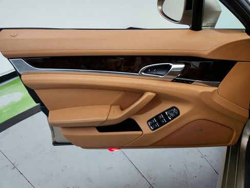 Used 2016 Porsche Panamera Edition w/ Premium Package Plus image 24