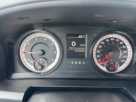 Used 2016 RAM 1500 Tradesman AWD/4WD image 11