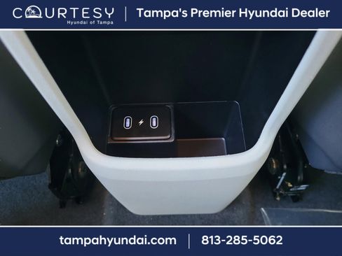 Certified 2024 Hyundai Kona SEL image 7