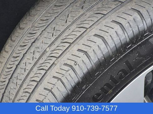 Used 2023 Buick Envision Essence FWD image 11