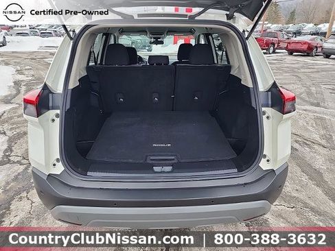 Certified 2023 Nissan Rogue SV image 26