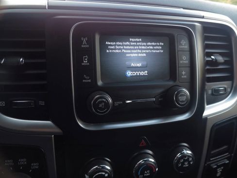 Used 2013 RAM 1500 Big Horn AWD/4WD image 33