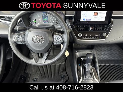 Used 2024 Toyota Corolla LE image 18