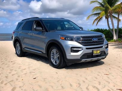 Used 2024 Ford Explorer XLT w/ Equipment Group 202A