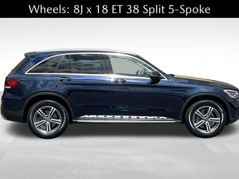 Used 2021 Mercedes-Benz GLC 300 4MATIC image 3